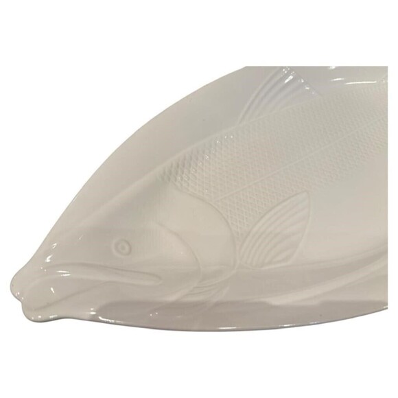 Large Fish Platter, Pesce Crema Oval Pottery, Nautical Neutrals Made in Japan - Picture 3 of 7